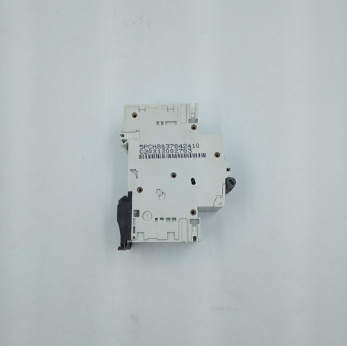 Disjuntor Bipolar Ge Ep102ucc20 673327 6ka 400v
