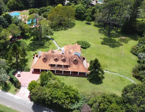 Espectacular Mansion En Punta Del Este Playa Brava