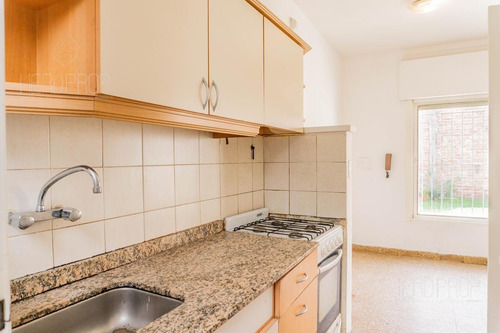 Imagen 6 de 23 de Venta Departamento Tipo Duplex 2 Dormitorios - B° Areá Centro Sur