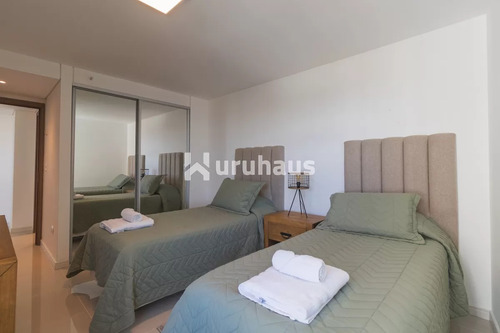 Alquiler Apartamento Tres Dormitorios Punta Del Este Edificio Look Brava