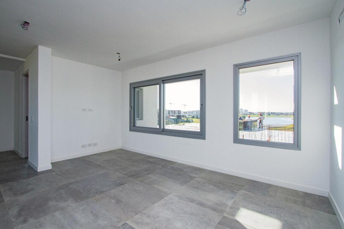 Imagen 18 de 30 de Venta | Casa Con 4 Dormitorios Y Dependencia | A Estrenar | Lote Al Agua | Carpinchos