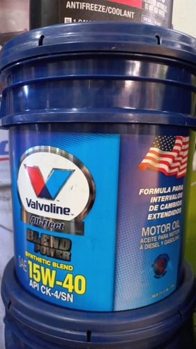 Aceite Valvoline   15w-40 Sintetic Gasolina -diesel 10milkm