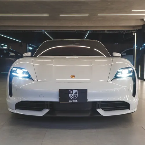 Porsche Taycan Turbo 2020