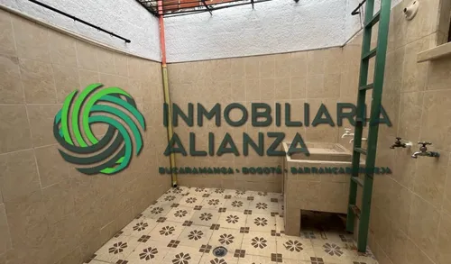 Casa En Arriendo En Manzanares. Cod A16951