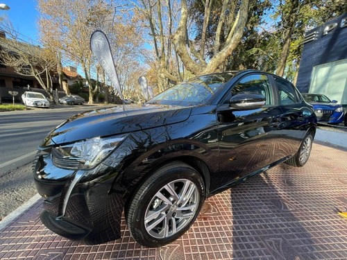 Imagen 2 de 15 de 208 Allure Tiptronic 1.6 0km Am22