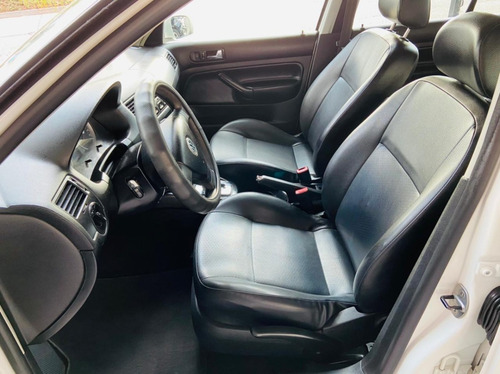 Imagen 6 de 15 de Volkswagen Jetta Clásico 2012 Gl
