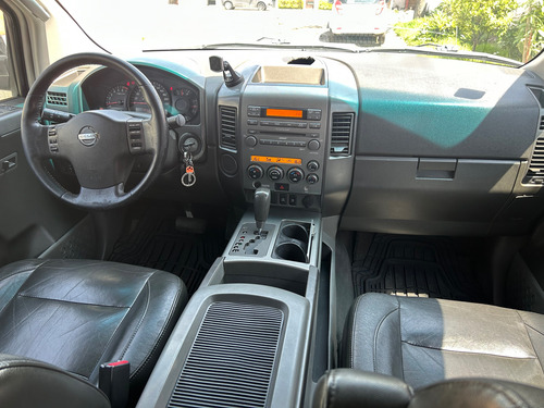 Nissan Armada 5.6 Se Piel Qc 4x2 At
