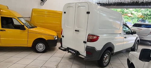 Imagem 3 de 9 de Fiat Strada 1.4 Flex Direção Hidráulica Ar Condicionado 2018