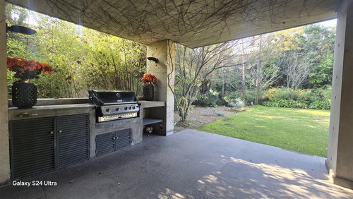 Casa Moderna En Venta En La Dehesa