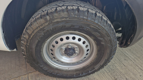 Nissan NP300 2.5 Doble Cabina S Aa Pack Seg Mt
