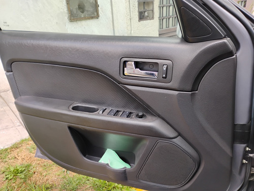 Ford Fusion Se V6 At