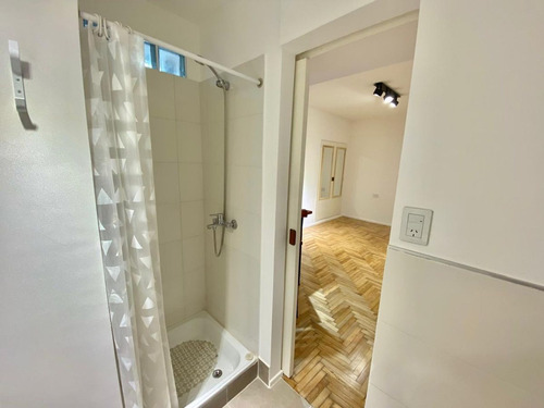 Venta Departamento Palermo, Frente Plaza Guemes