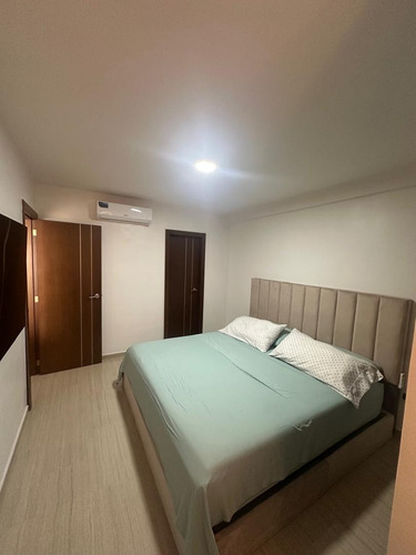 Apartamento En Prebo, Resid. Agua Viva 2. Tipo Estudio. Lm.p