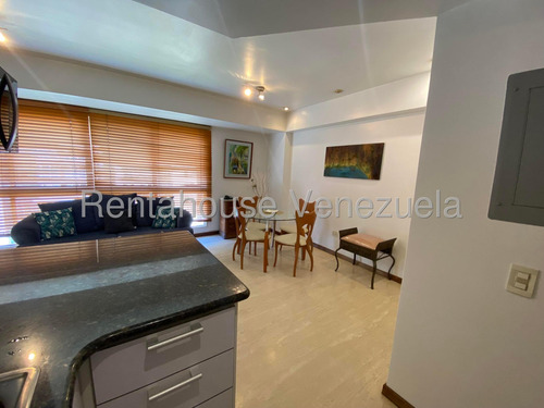 Alquiler De Departamento En El Rosal #25-16925