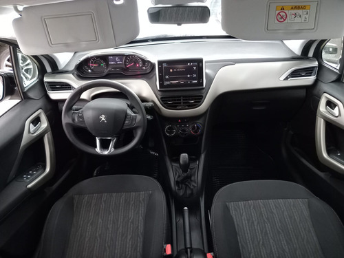 Peugeot 2008 1.6 Allure
