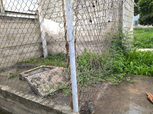 Imagen 19 de 21 de *+584144713559* Galpon En Venta En Complejo Ind Santa Rosa/pto Cabello/carabobo. 3000mts,areas De Ofocina,6baños,area De Comedor,banco De Transformadores Alta Tension,conj Cerrado,tanque De Agua.