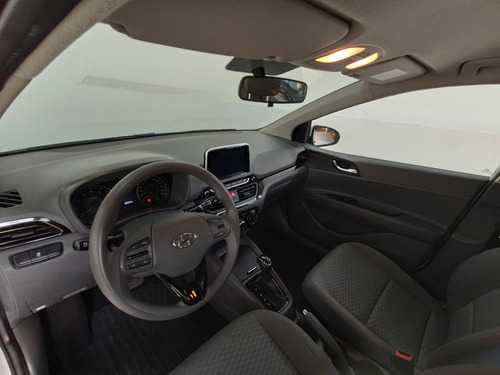 Imagem 5 de 6 de Hyundai Hb20s 1.6 16v Flex Vision Automático