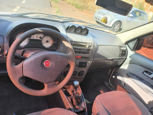 Fiat Strada Adventure Locker 1.8 Flex