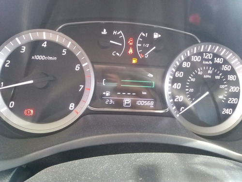 Imagen 8 de 8 de Nissan Sentra 2014 1.8 Sense At