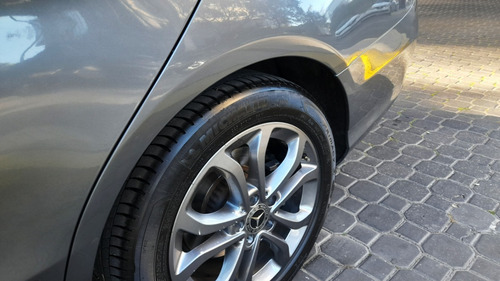 Imagen 10 de 19 de Mercedes Benz C200 Avantgard - Js