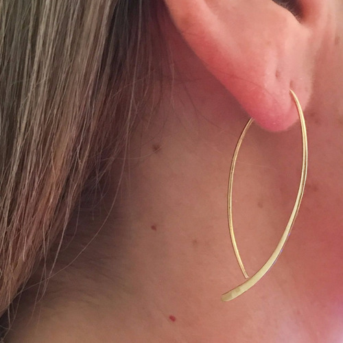 Imagem 7 de 8 de Brinco Fio Longo Anzol Em Ouro 18 K Feminino Linda Jóia