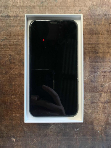 iPhone XR 64 Gb