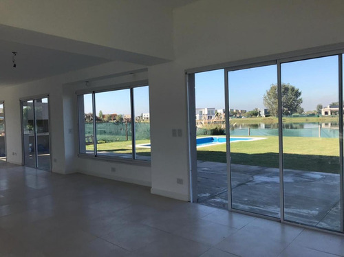 Imagen 7 de 21 de Casa En Venta El Canton Bº Norte A Laguna C/pileta