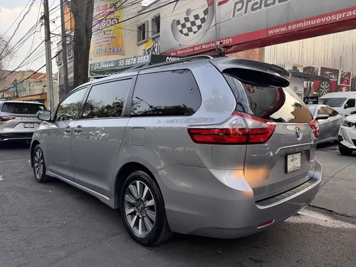 Toyota Sienna 3.5 Xle Piel At