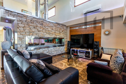 Imagen 2 de 14 de Casa A La Venta En Terralagos,canning.