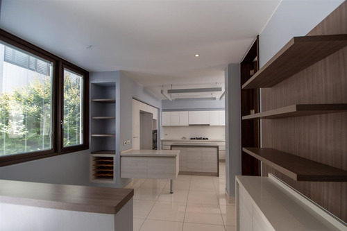 Departamento En Venta De 3 Dorm. En Las Condes