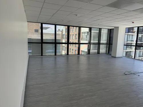 Oficina En Arriendo/venta En Chico Norte. Cod A1004432