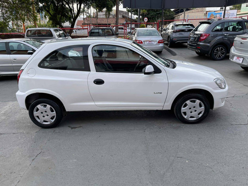 Imagem 7 de 15 de Chevrolet Celta 1.0 Mpfi Life 8v Flex 2p Manual
