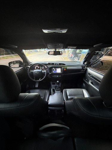 Toyota Hilux Pick-up 2.8 Cd Srx 177cv 4x2 At