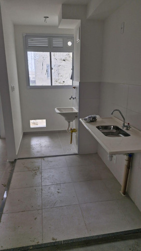 Apartamento Em Santos Com 2 Dormitórios, 1 Vaga De Garagem Para Carro, 1 Banheiro, Sala, Cozinha, Área De Serviço E Varanda