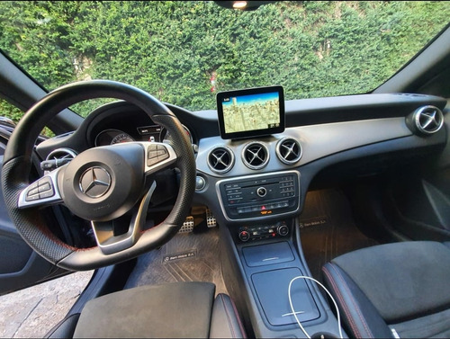 Imagen 9 de 10 de Mercedes-benz Clase Gla 1.6 Gla250 Amg-line 211cv 2017