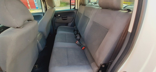 Imagen 9 de 11 de Volkswagen Amarok 2014 2.0 Cd Tdi 180cv 4x4 Trendline B34
