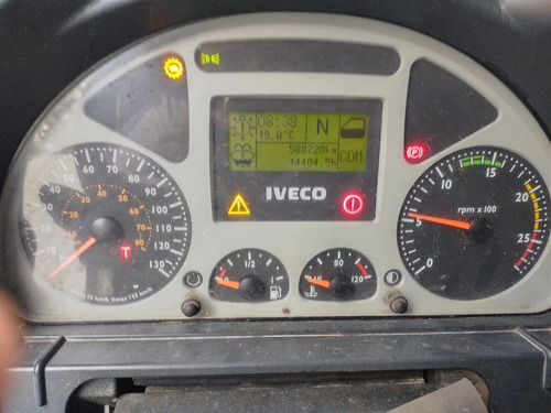 Imagem 13 de 15 de Iveco Stralis 380 2010 6x2