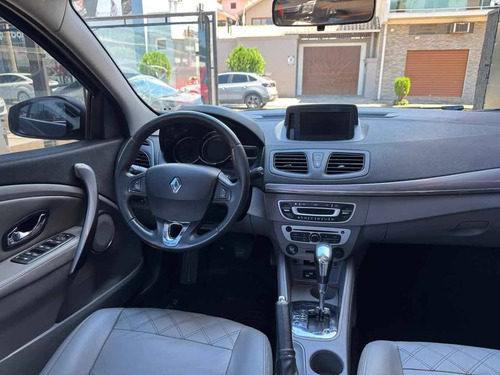 Renault Fluence 2.0 Privilège X-tronic Hi-flex 4p