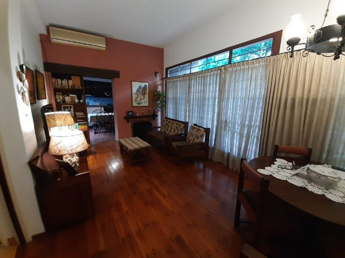Imagen 4 de 14 de Casa En Venta En Castelar Norte