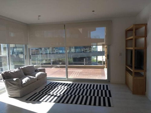 Imagen 3 de 12 de Duplex En Venta Con Terraza En Las Piedras - Nordelta