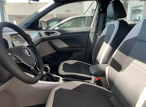 Imagen 21 de 25 de Volkswagen T-cross Highline 200 Tsi At Entrega Inm. 0km Gp