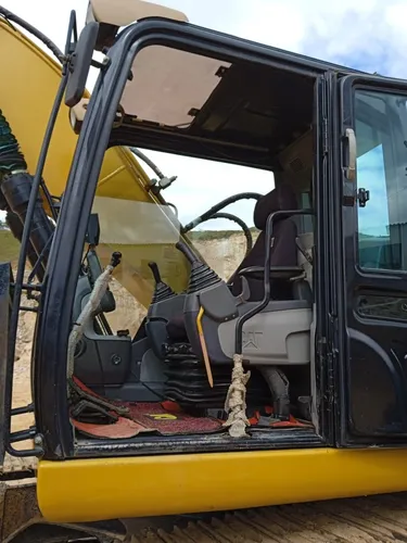 Retroexcavadora Caterpillar 320 Dl Modelo 2019