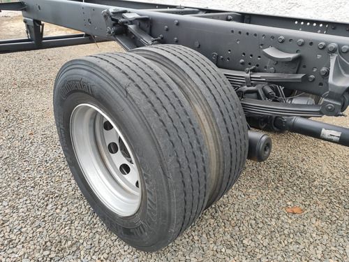 Mercedes Benz Mb 1718 Ano 2012 Toco No Chassi.