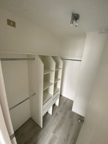Depto En Venta De 2 Dorm - La Florida - Excelente Ubicación
