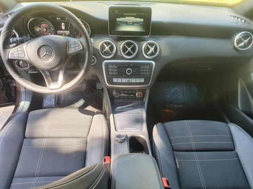 Imagen 9 de 10 de Mercedes-benz Clase A 1.6 A200 Urban 156cv 2017