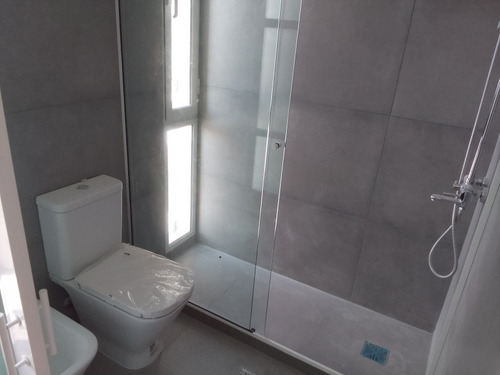 Imagen 3 de 4 de Albañil, Sanitario? Reformas