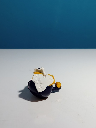 Muñeco Pinguino Miniatura (coleccion Kinder Sopresa) 1992 (Usado)