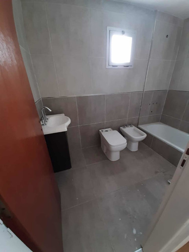 Imagen 6 de 6 de U$s300.000 Departamento En Venta, 4 Ambientes, Bernal