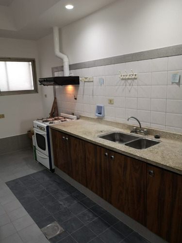 Imagen 25 de 30 de En Venta Duplex 3 Amb. Con Patio Y Terraza En Block Con Dto. 2 Amb. (143)