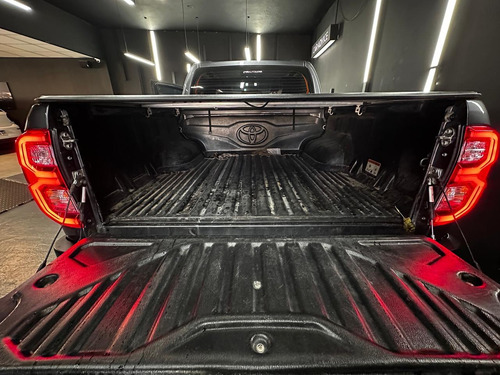 Toyota Hilux 2.8 Tdi 4x2 Srx At6